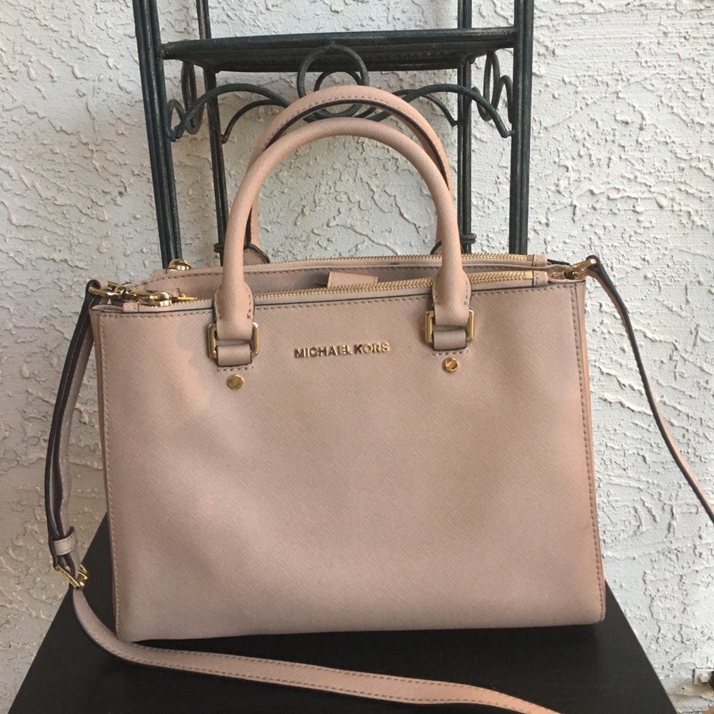 💝MICHAEL KORS💝 Medium Sutton bag